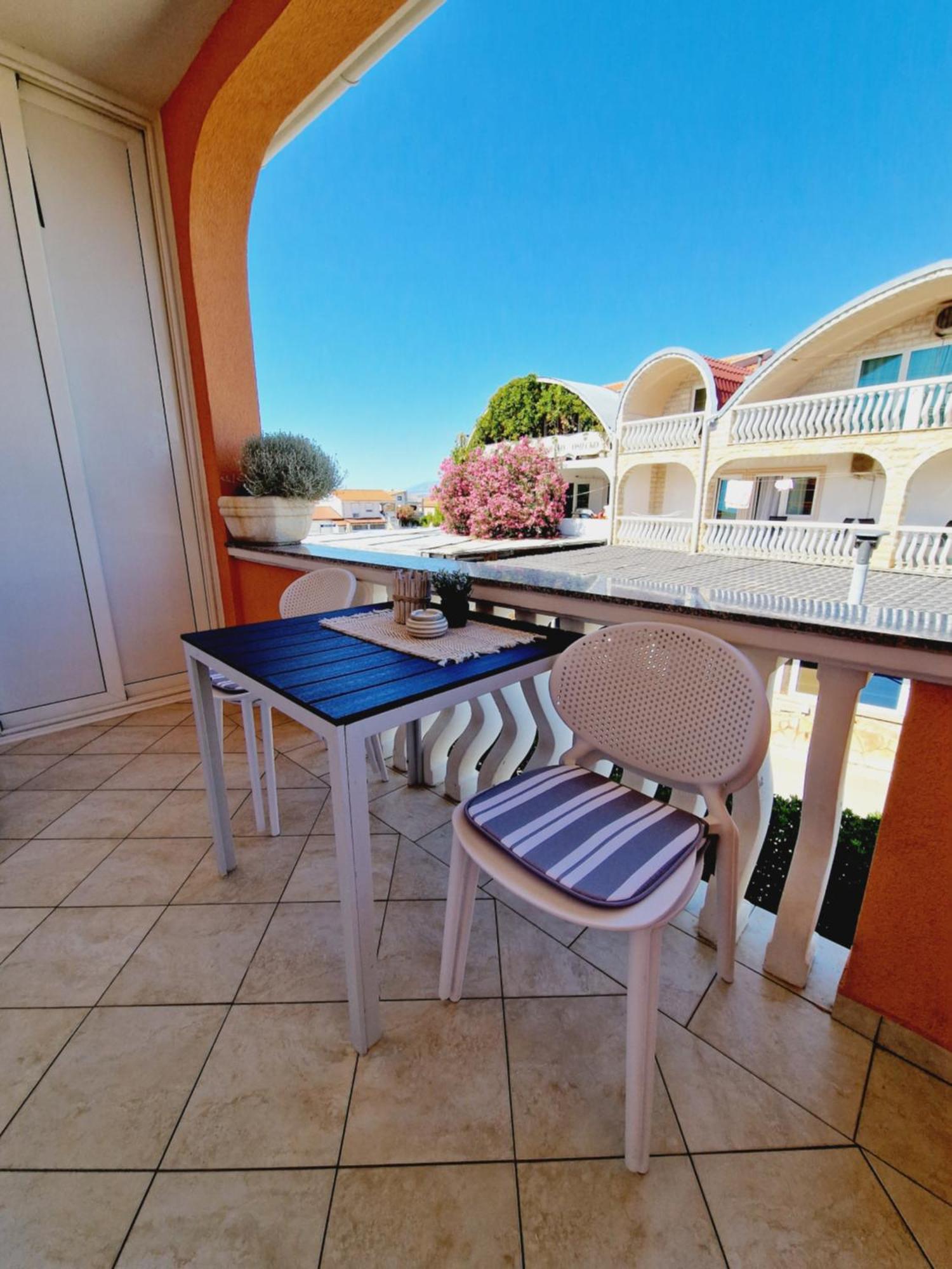 Apartment Melani วีร์ ภายนอก รูปภาพ