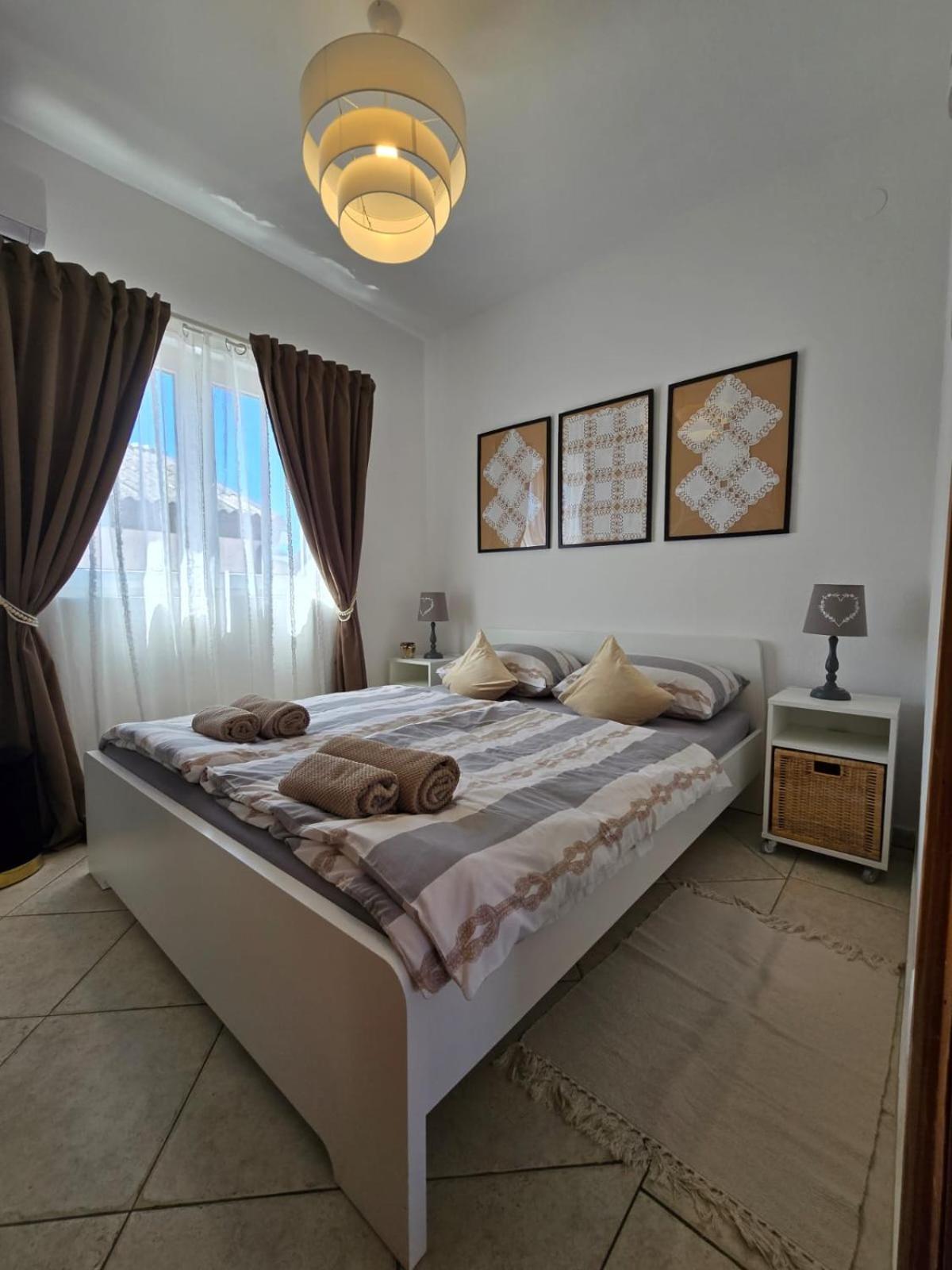 Apartment Melani วีร์ ภายนอก รูปภาพ