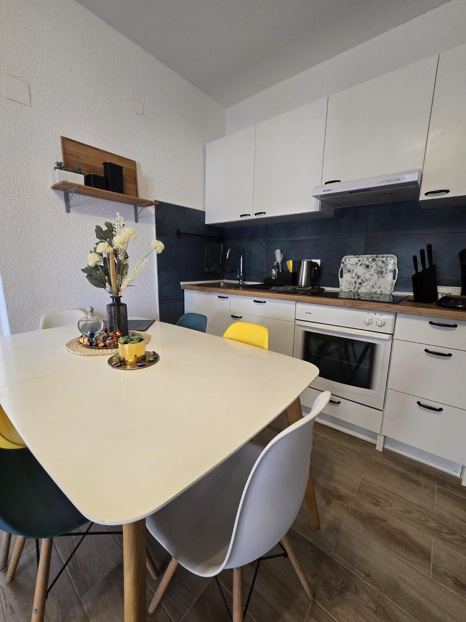 Apartment Melani วีร์ ภายนอก รูปภาพ