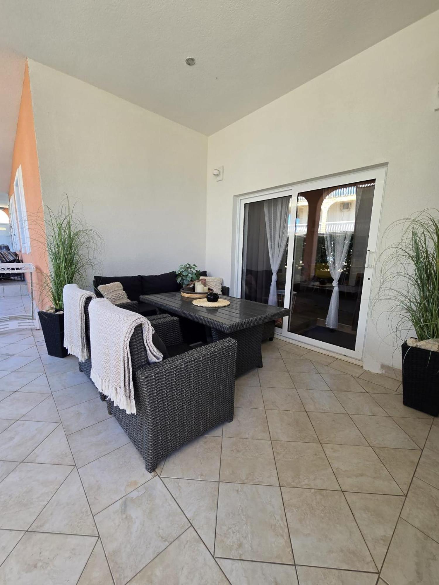 Apartment Melani วีร์ ภายนอก รูปภาพ
